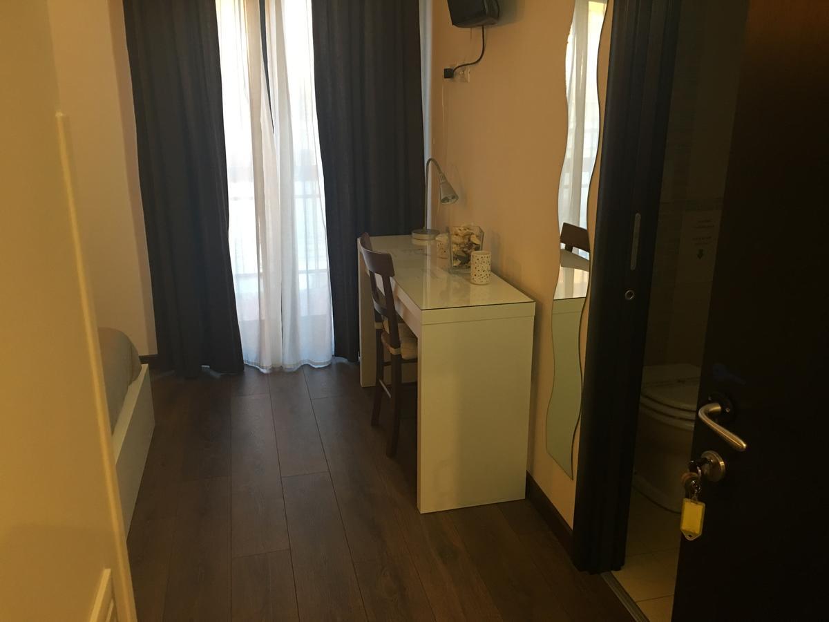Almi Rooms Řím Exteriér fotografie